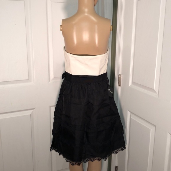White House Black Market Black &Ivory Dress. NWT. - Picture 4 of 10